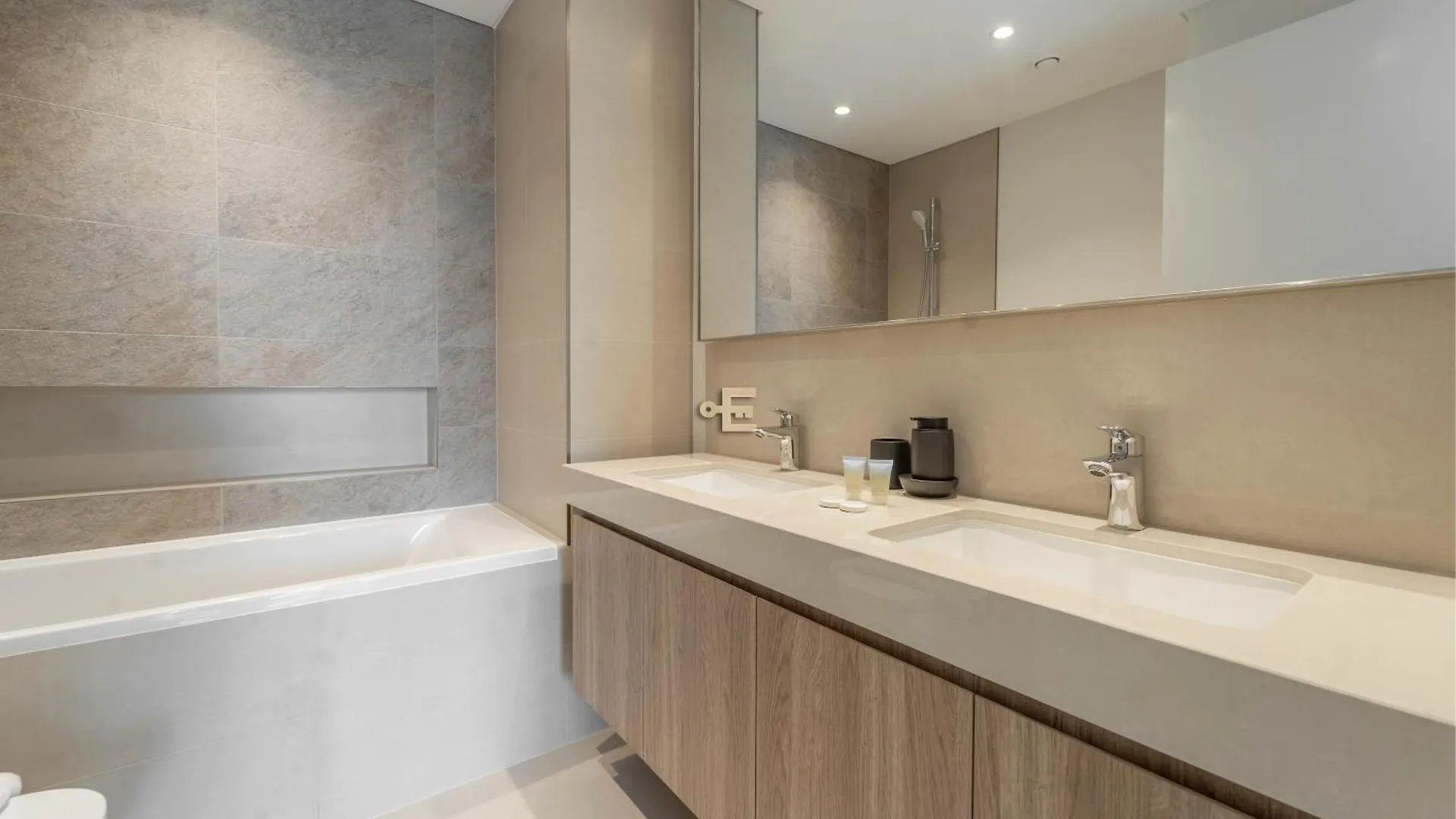 Full Burj Khalifa View 2 Bed In Downtown Dubai Apartman